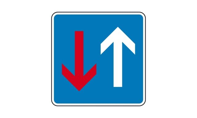wie verhalten sie sich bei diesem verkehrszeichen