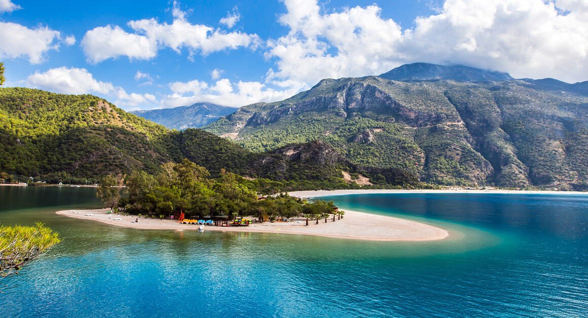Last Minute Urlaub All Inclusive mit Flug und Hotel – günstige Angebote, Tipps & echte Schnäppchen 2026